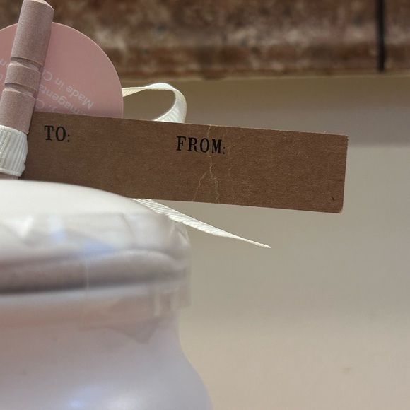 NWTS Rae Dunn Artisans Collection Ceramic Honey Jar With Lid & Wood Spoon. - Picture 3 of 7